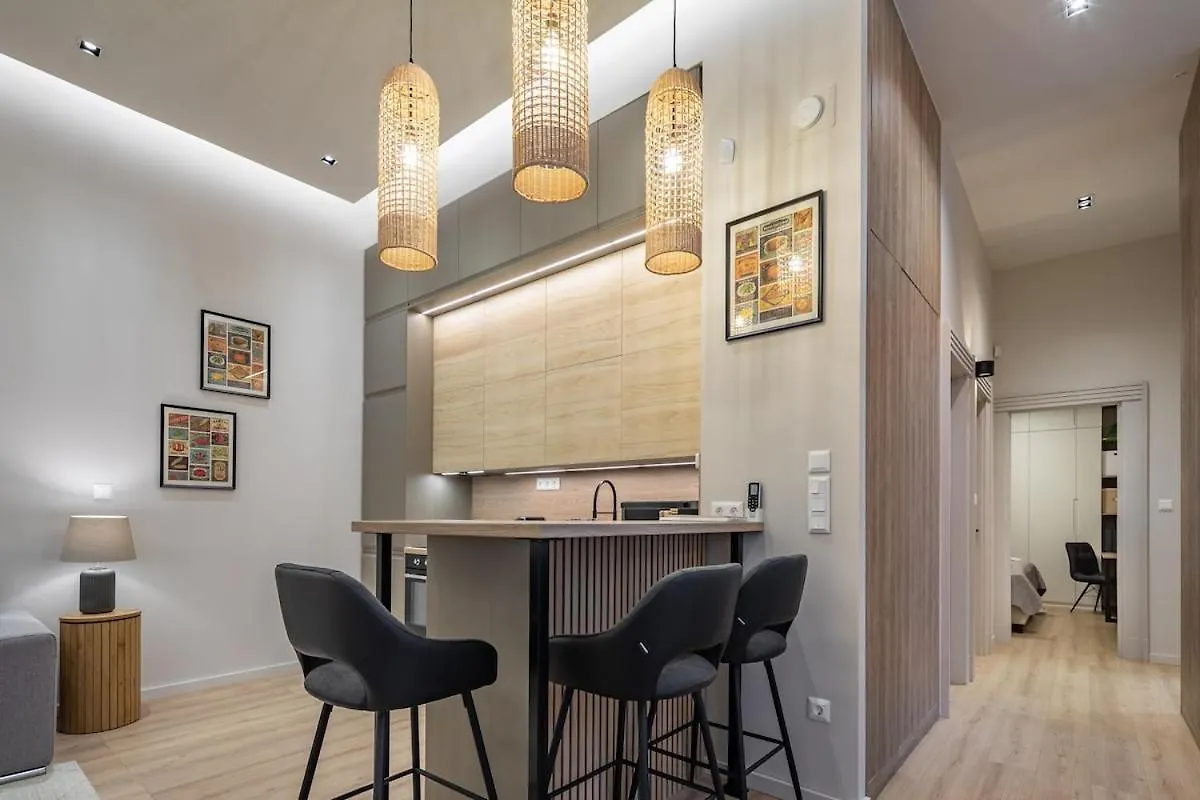 Central Elegance Budapest Apartment